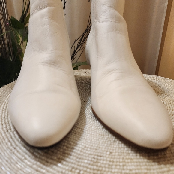 Vince Vero Cuoio Size 7 M white leather Boots .Made In Italy. - Picture 7 of 10
